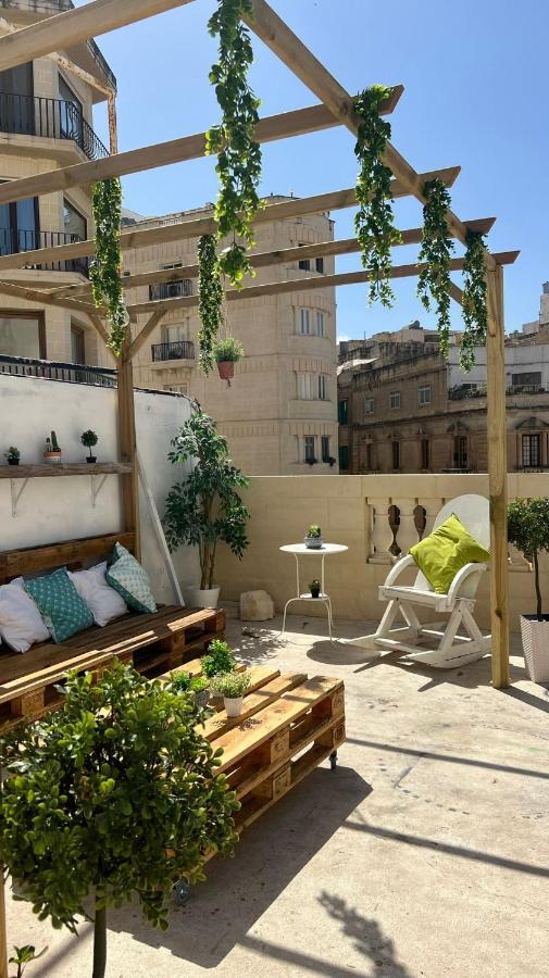 Hostel On Sliema Exterior photo